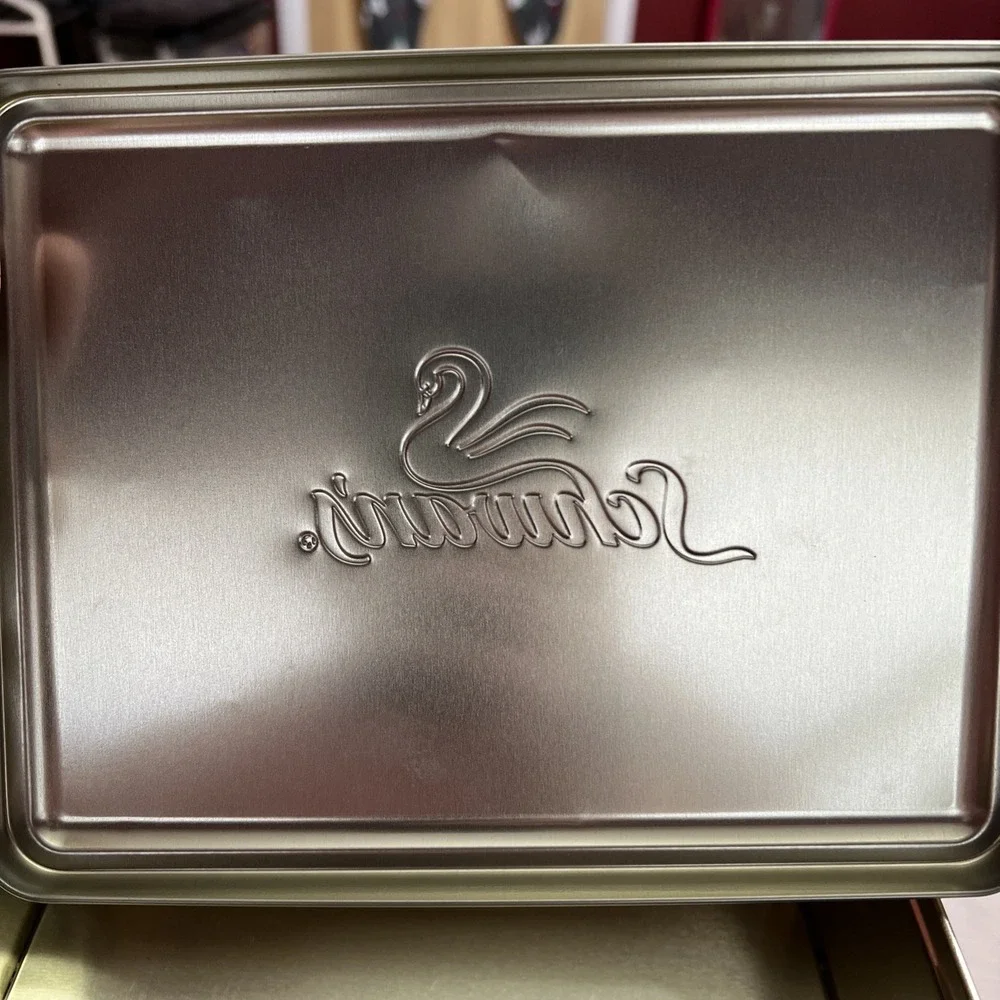 Vintage Rose Gold Schwans Tin